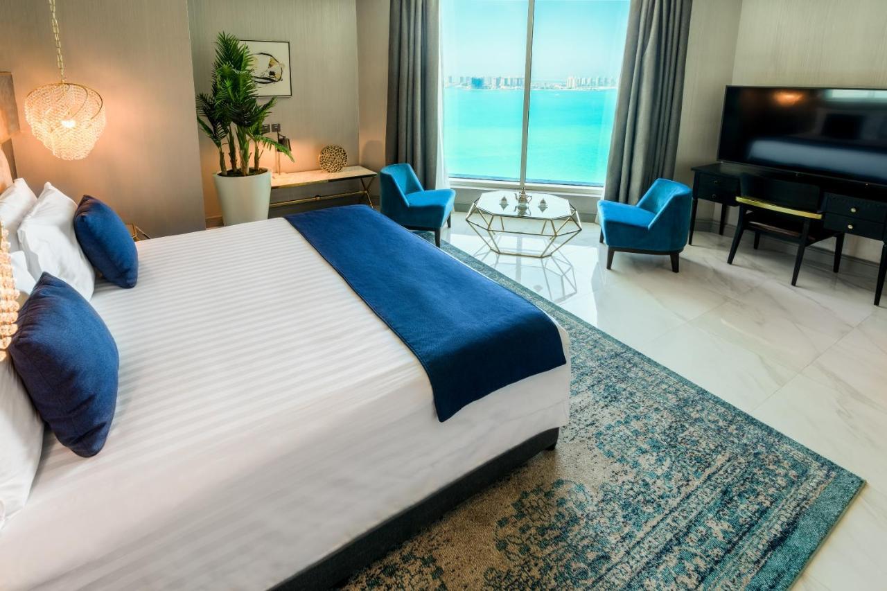 Centara West Bay Hotel & Residences Ad Dawhah Esterno foto Deluxe Room