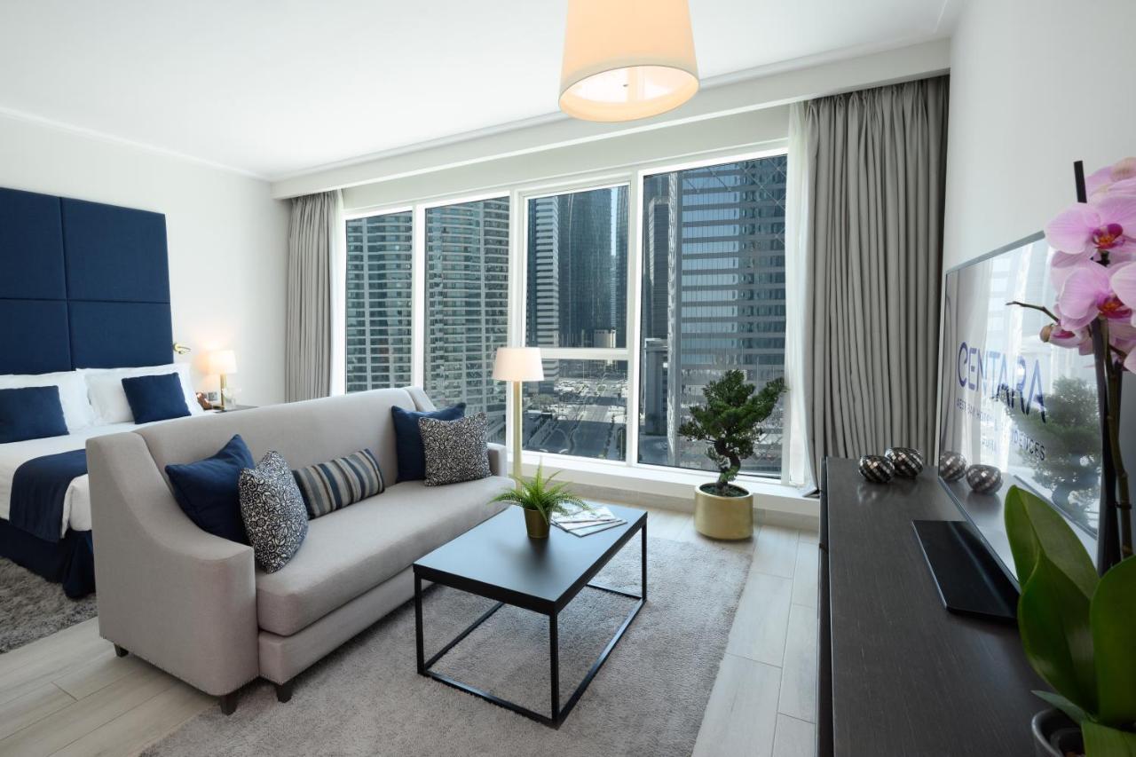 Centara West Bay Hotel & Residences Ad Dawhah Esterno foto A living room in a serviced apartment in Dubai