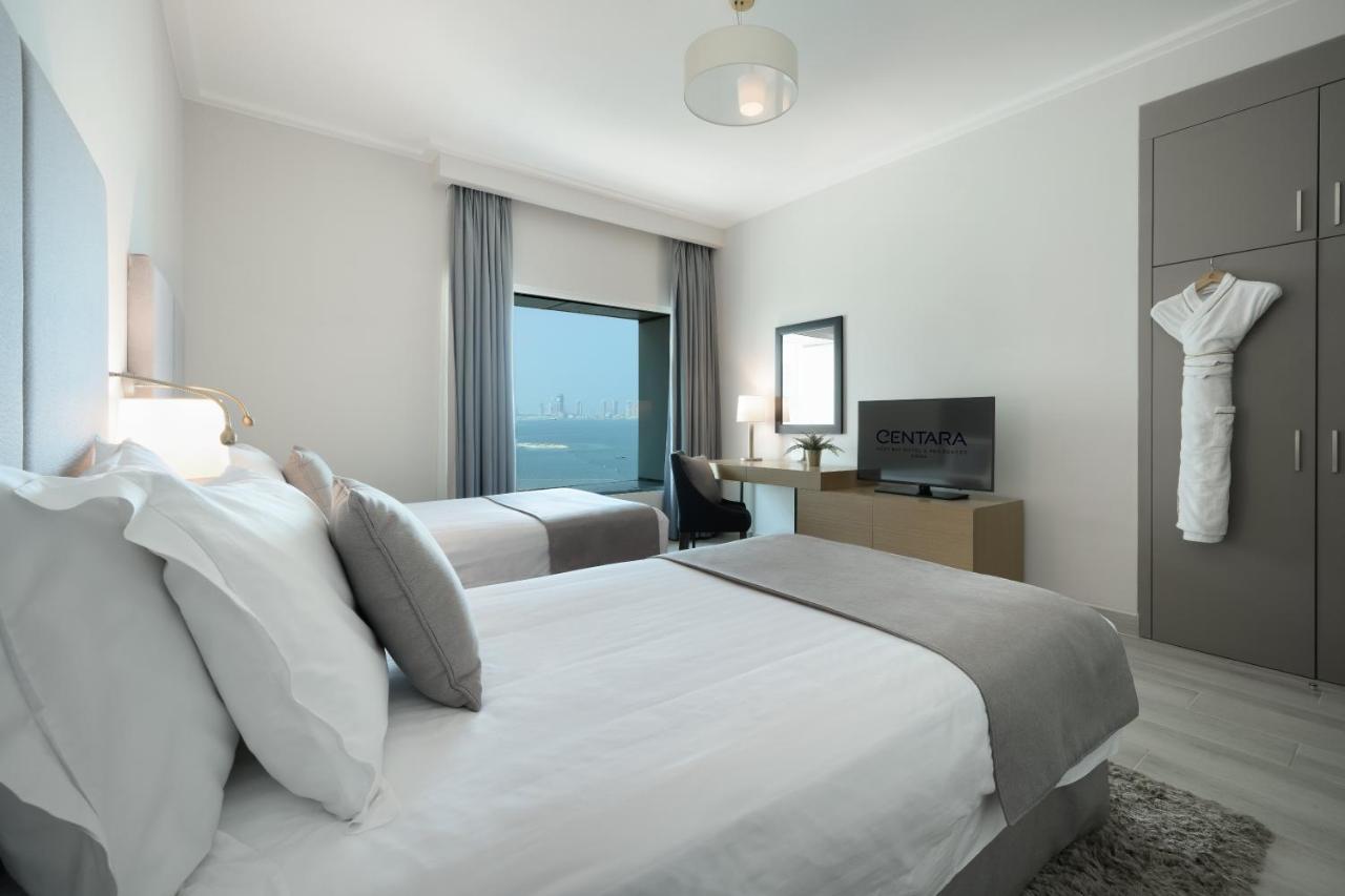 Centara West Bay Hotel & Residences Ad Dawhah Esterno foto A bedroom at the hotel