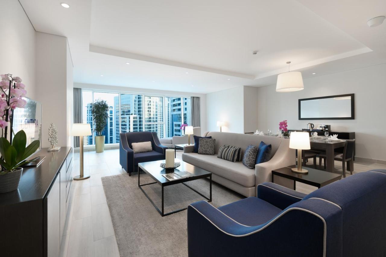 Centara West Bay Hotel & Residences Ad Dawhah Esterno foto A living room in a typical apartment