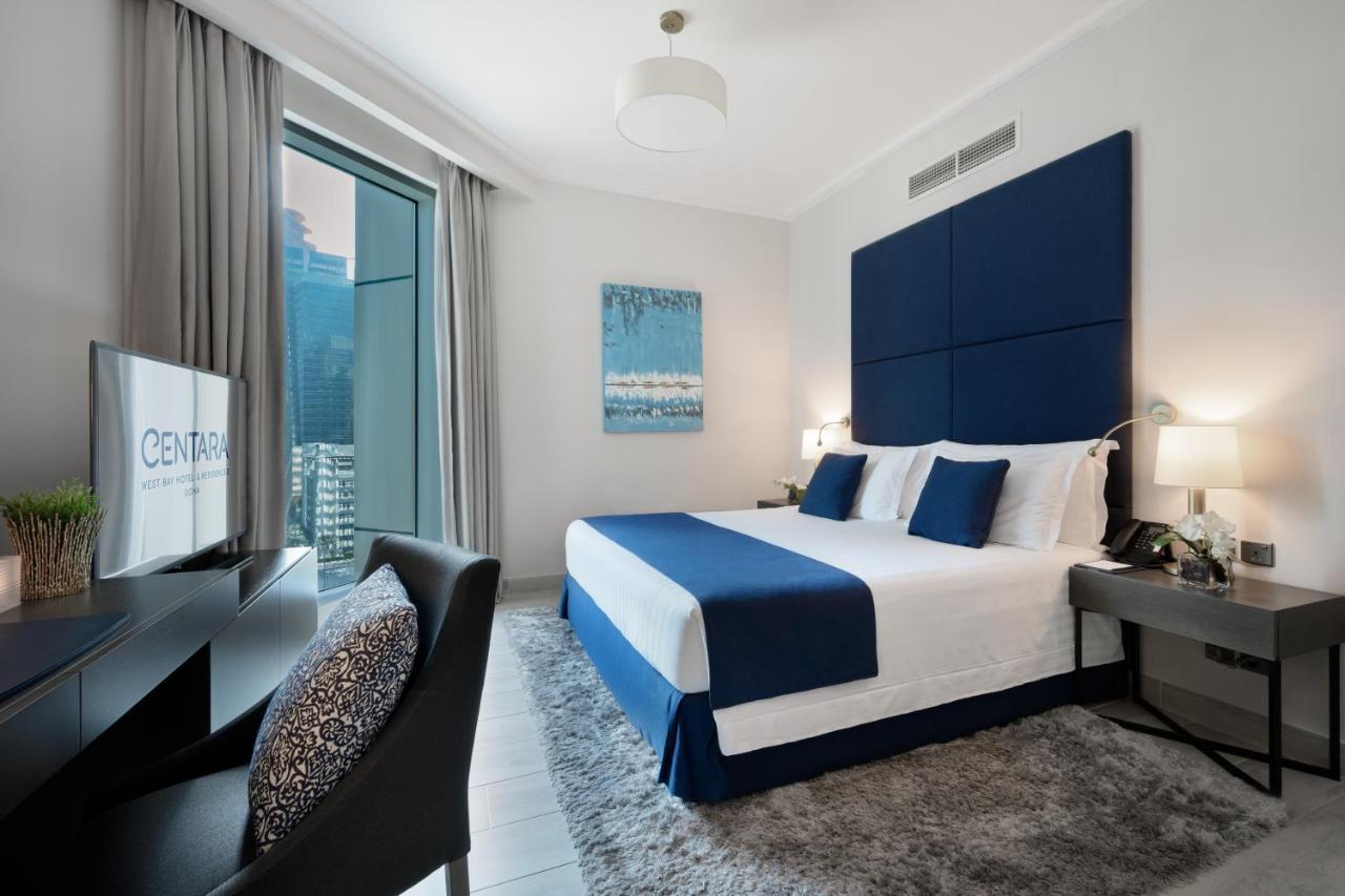 Centara West Bay Hotel & Residences Ad Dawhah Esterno foto A bedroom at the Address Downtown Hotel